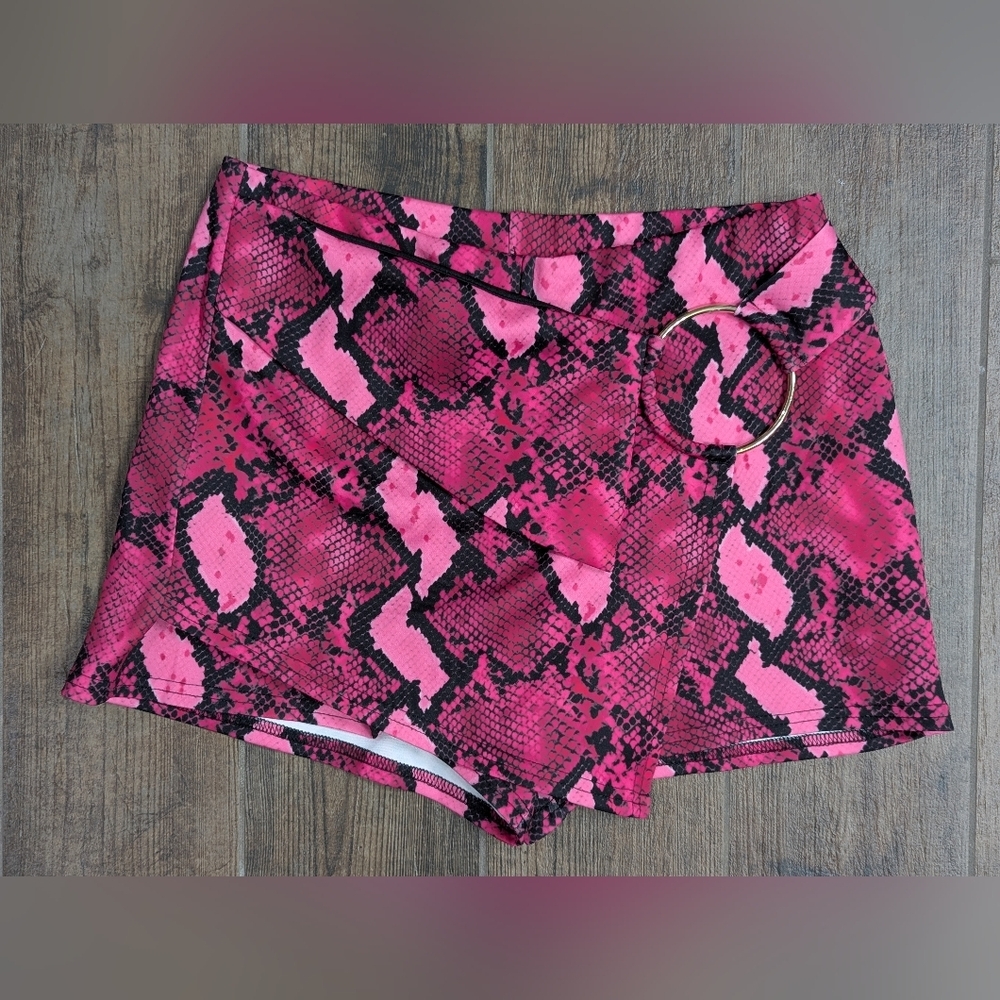 Nwot Venus Hot Pink Snake Skin Skort Shorts Skirt Size Medium